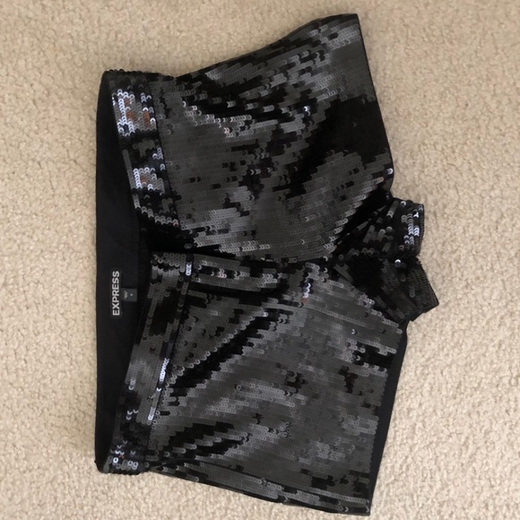 Pants - Express sequin shorts
